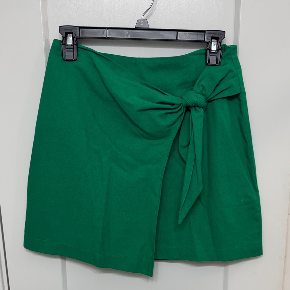 Gilli Green Mini Wrap Skirt with Bow Detail